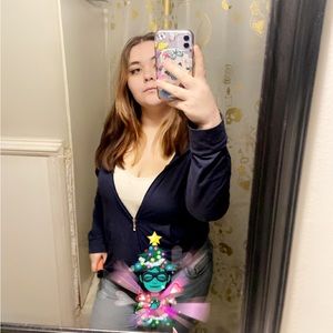 Meet your Posher, Izzy